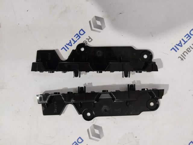 Комплект кронштейнов/крепежей переднего бампера 620500787R RENAULT