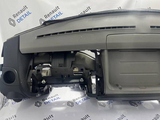 681000035R RENAULT Торпедо купить в Павлоград