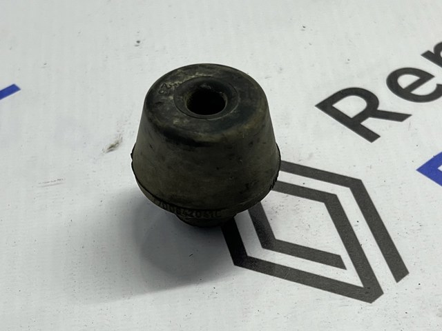 Кронштейн крепления радиатора, нижний 7700842041 RENAULT