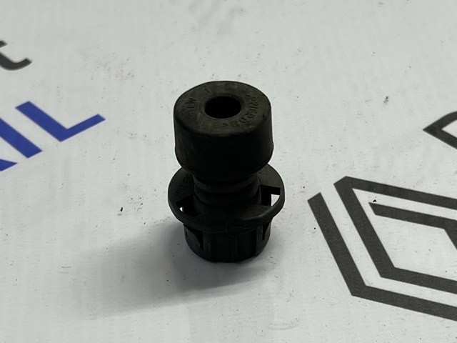 Отбойник капота 7700843546 RENAULT