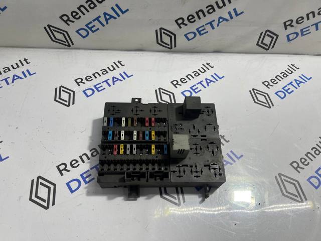 Монтажный блок 7703297587 RENAULT