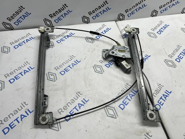 Стеклоподъемник передней правой двери 807207012R RENAULT
