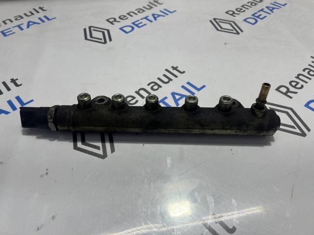 Топливная рампа 8200347593 RENAULT