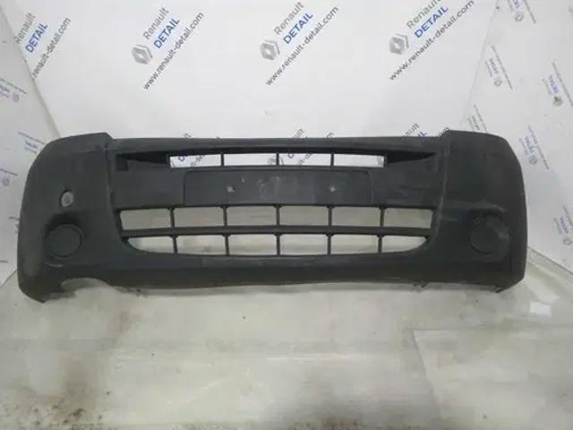 Бампер передний 8200394563 RENAULT