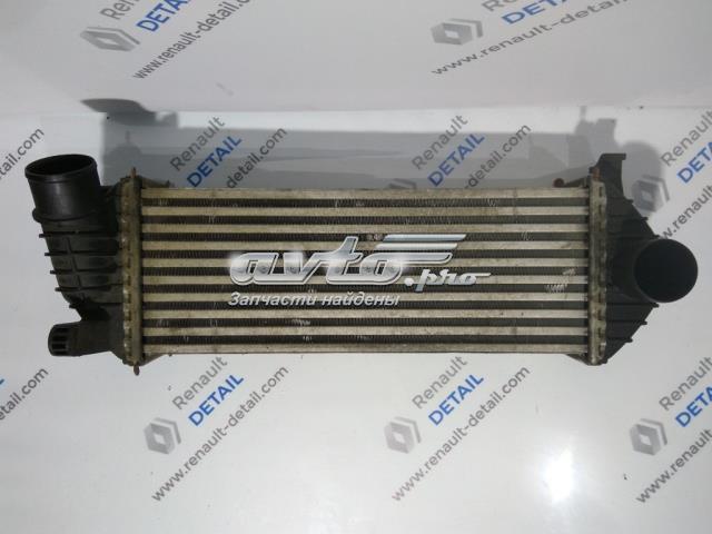 Радиатор интеркуллера 8200427469 RENAULT