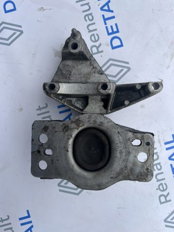 Правая подушка двигателя 8200437464 RENAULT