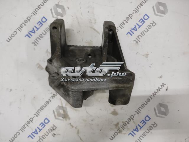 8200454462 Кронштейн подушки (опоры) двигателя правой купить Чернигов