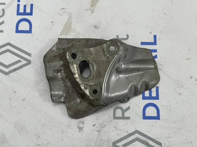 Крышка выпускного коллектора 8200748440 RENAULT