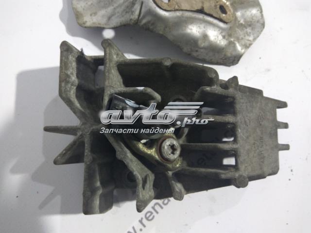 Форсунка впрыска топлива 8200766475 RENAULT
