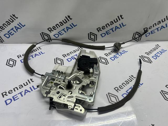 Замок двери боковой сдвижной левой 8200766635 RENAULT