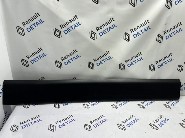 Молдинг боковой (сдвижной) двери 828210160R RENAULT