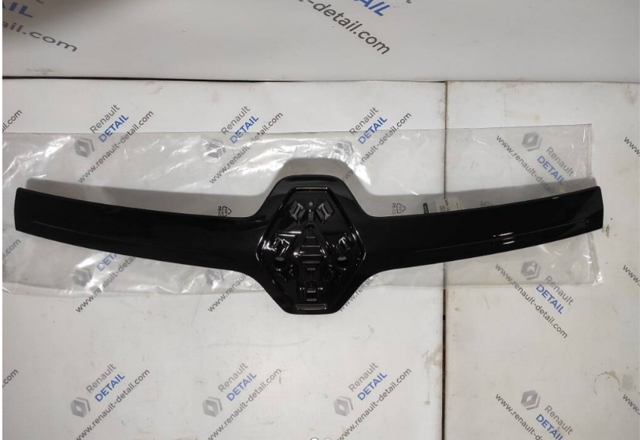 Рамка решетки радиатора 848216441R RENAULT