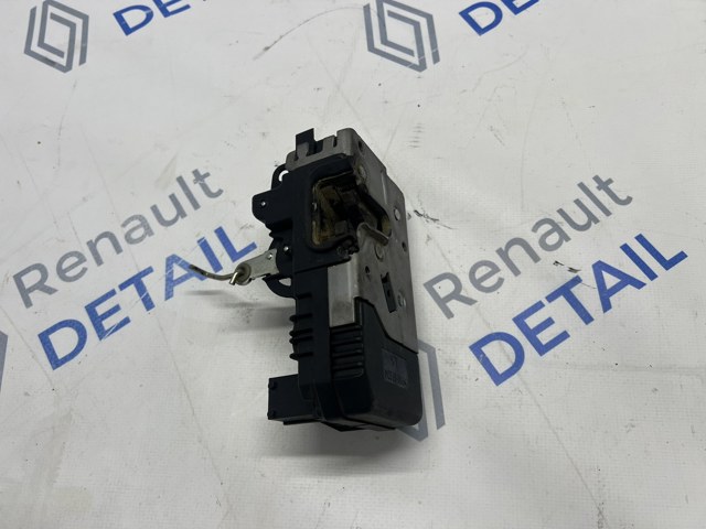 Замок двери задней левой распашной 905034098R RENAULT
