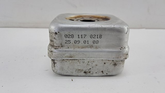 VAG 028117021B Радиатор масляный (холодильник), под фильтром в наличии Украина