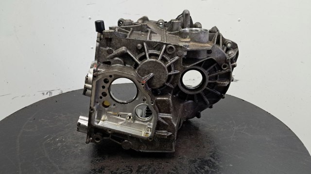 VAG 02E301103G Корпус коробки передач АКПП/КПП в наличии Черновцы
