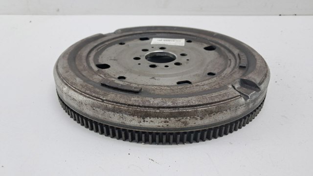 Маховик сцепления 036105266B VAG