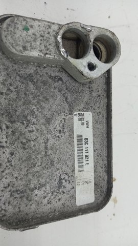 VAG 03C117021E Масляный радиатор в наличии Кривой Рог