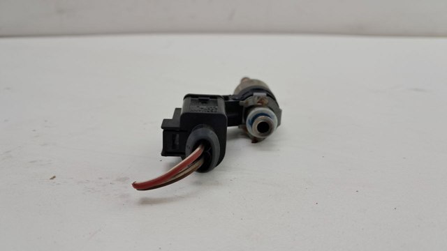 VAG 03C906036F Топливные форсунки в наличии Ирпень