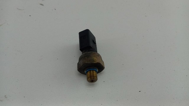Датчик давления топлива 03C906051A VAG