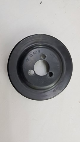 Шкив помпы водяного насоса Фольксваген Пассат B6