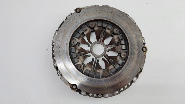 VAG 03G141025E Корзина сцепления в наличии Чернигов