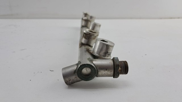 VAG 03H133317B Распределитель топлива (рампа) в наличии Ровно