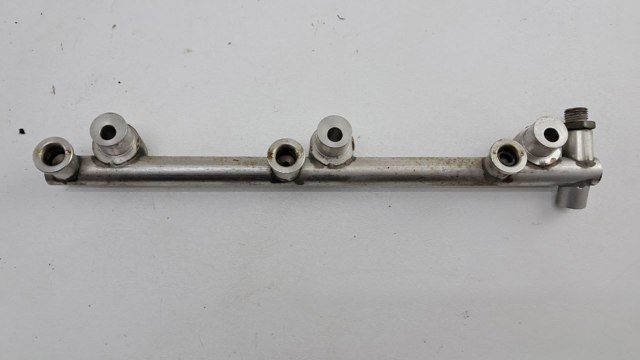 VAG 03H133317B Распределитель топлива (рампа) в наличии Ужгород