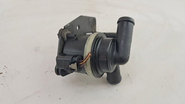 03L965561A Помпа водяная (насос) охлаждения, дополнительный электрический купить Тернополь