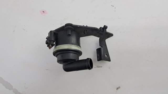 VAG 03L965561A Помпа водяная (насос) охлаждения, дополнительный электрический в наличии Украина