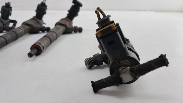 OPEL 0445110327 Топливные форсунки в наличии Харьков