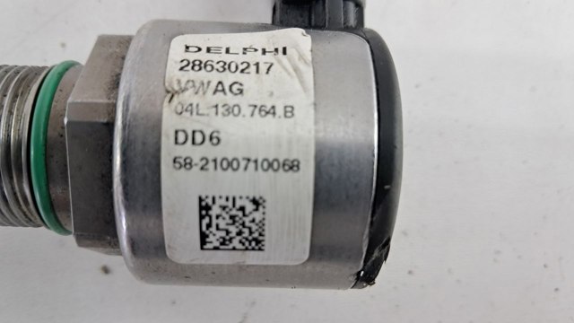 Регулятор давления топлива 04L130764B VAG