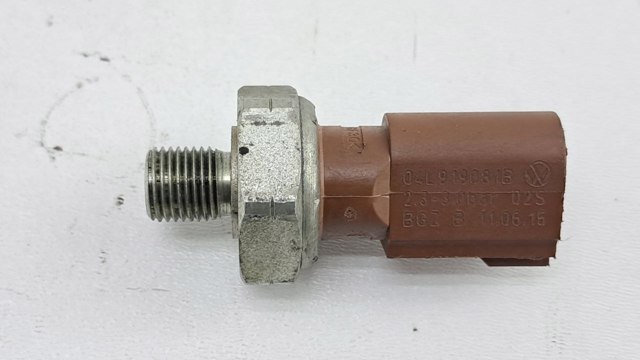 04L919081B Датчик давления масла купить Каменское