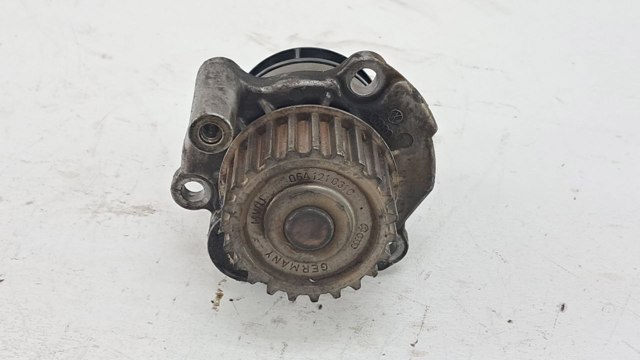 Помпа Skoda Octavia