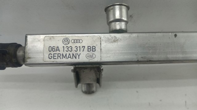 06A133317BB Распределитель топлива (рампа) купить Кривой Рог