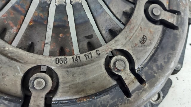 Корзина сцепления 06B141117C VAG