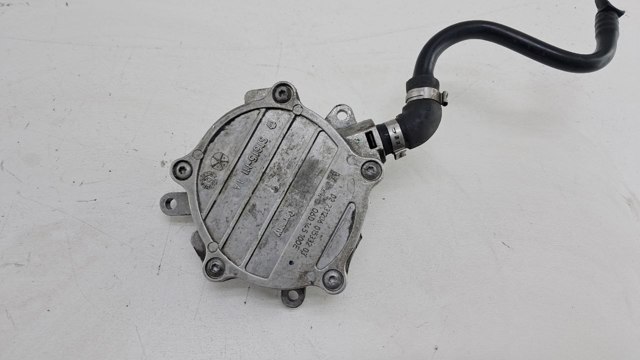 Вакуумный насос 06D145100E VAG