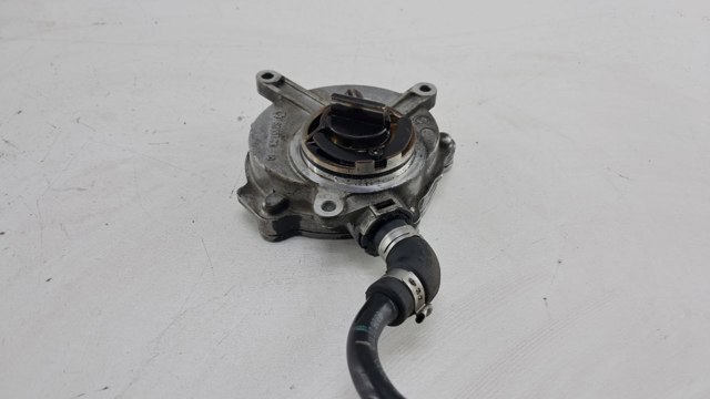 06D145100E VAG Вакуумный насос купить в Черкассы
