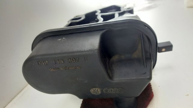 VAG 06F115397F Корпус масляного фильтра в наличии Запорожье