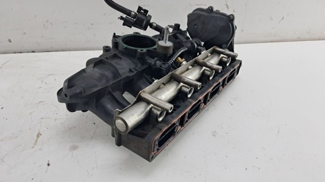 VAG 06F133201P Впускной коллектор в наличии Киев