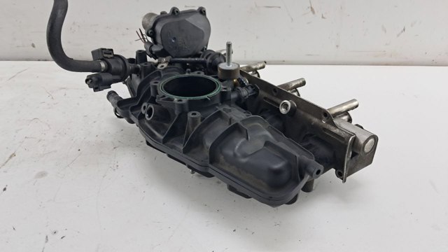 06F133201P VAG Коллектор впускной купить в Хмельницкий