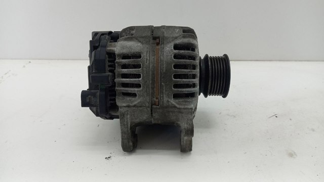 VAG 06F903023G Генератор в наличии Одесса