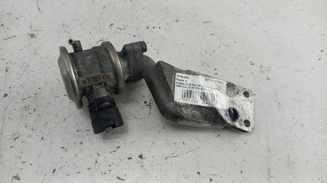VAG 078131101P Клапан подачи вторичного воздуха в наличии Кривой Рог