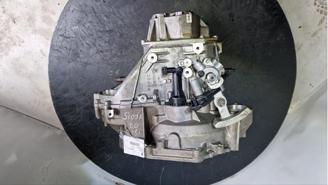 0AJ301103H VAG Корпус коробки передач АКПП/КПП купить в Черкассы