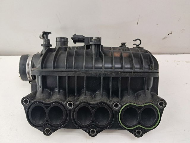Коллектор впускной 1047092S01 FORD