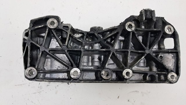 BMW 11168506863 Кронштейн компрессора кондиционера в наличии Одесса