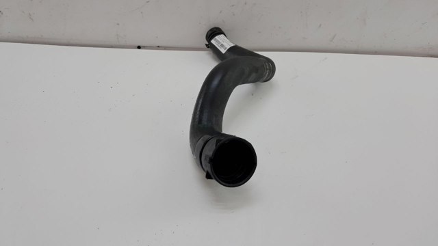 Патрубок системы охлаждения 13373146 OPEL