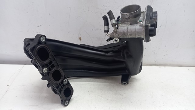 Впускной коллектор 140011HC2A NISSAN