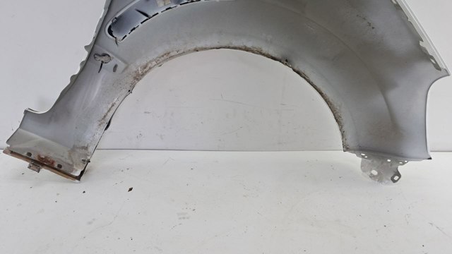 FORD 1712811 Крыло переднее левое в наличии Николаев