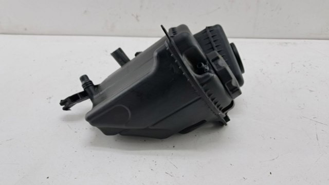 BMW 17137647283 Бачок системы охлаждения расширительный в наличии Ирпень