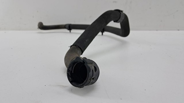 VAG 1EA121051T Шланг (патрубок) радиатора охлаждения нижний в наличии Украина